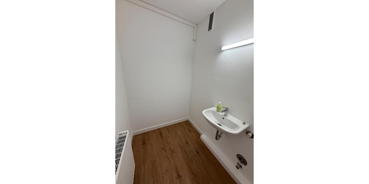 Etagenwohnung Siegen - 2 Zimmer, 72 m&sup2;, 169.000&euro; | Angebot:26426899
