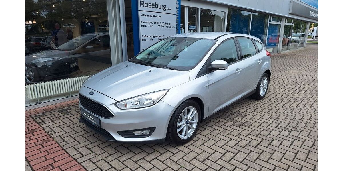 Ford Focus 72.168 km 9.990 &euro; Bernburg 06406