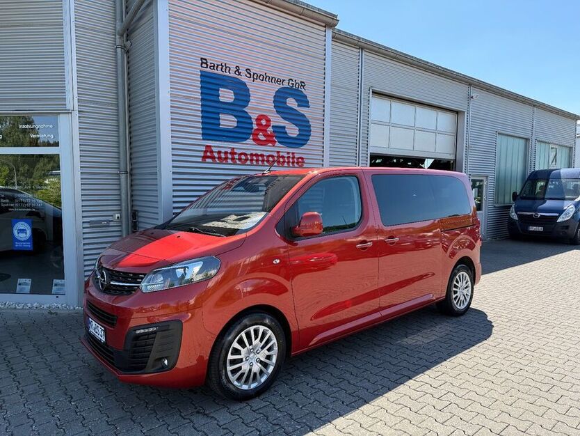Zafira Life