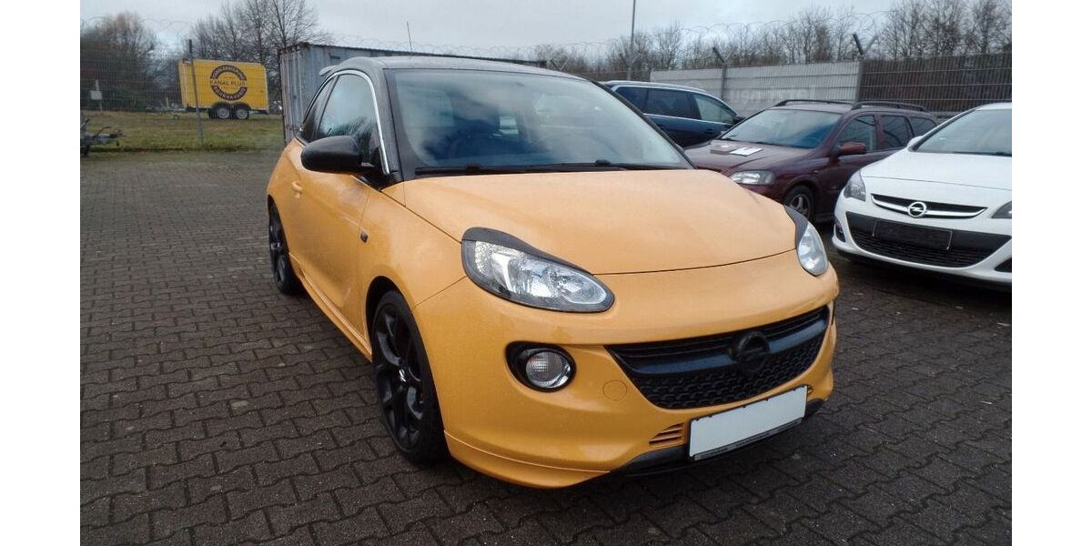 Opel Adam 99.979 km 9.750 &euro; München 81245