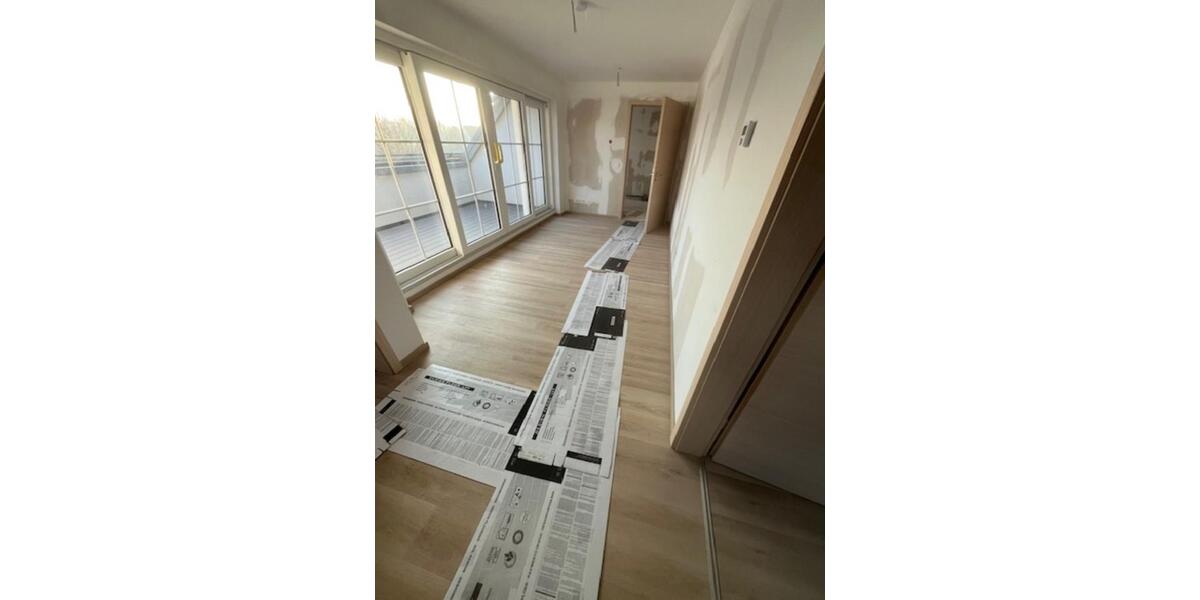Neubau nachhaltige helle Wohnung DG Besichtgung erst ab der 07KW! 2 zimmer