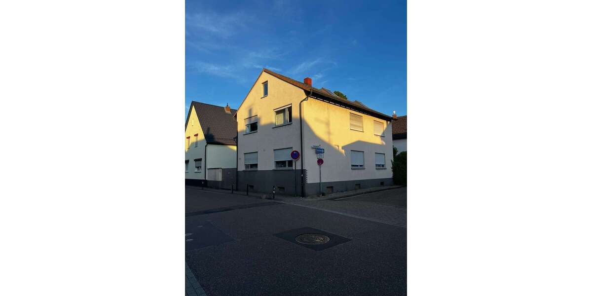 Haus zum Kaufen in Ludwigshafen 349.000 € 151 m² 5 zimmer