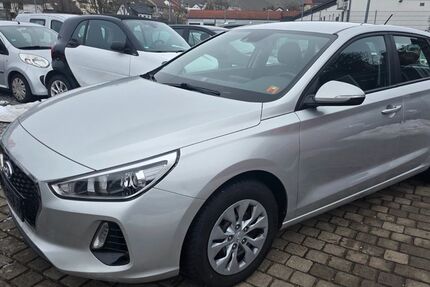 Hyundai i30 112.000 km 8.600 &euro; Randersacker 97236