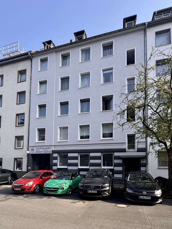 Wohnung zum Kaufen in Düsseldorf 215.000 € 49 m²