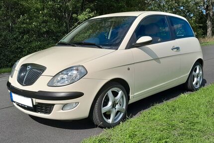 Lancia Ypsilon 158.654 km 3.200 &euro; Bergen-Enkheim 60388