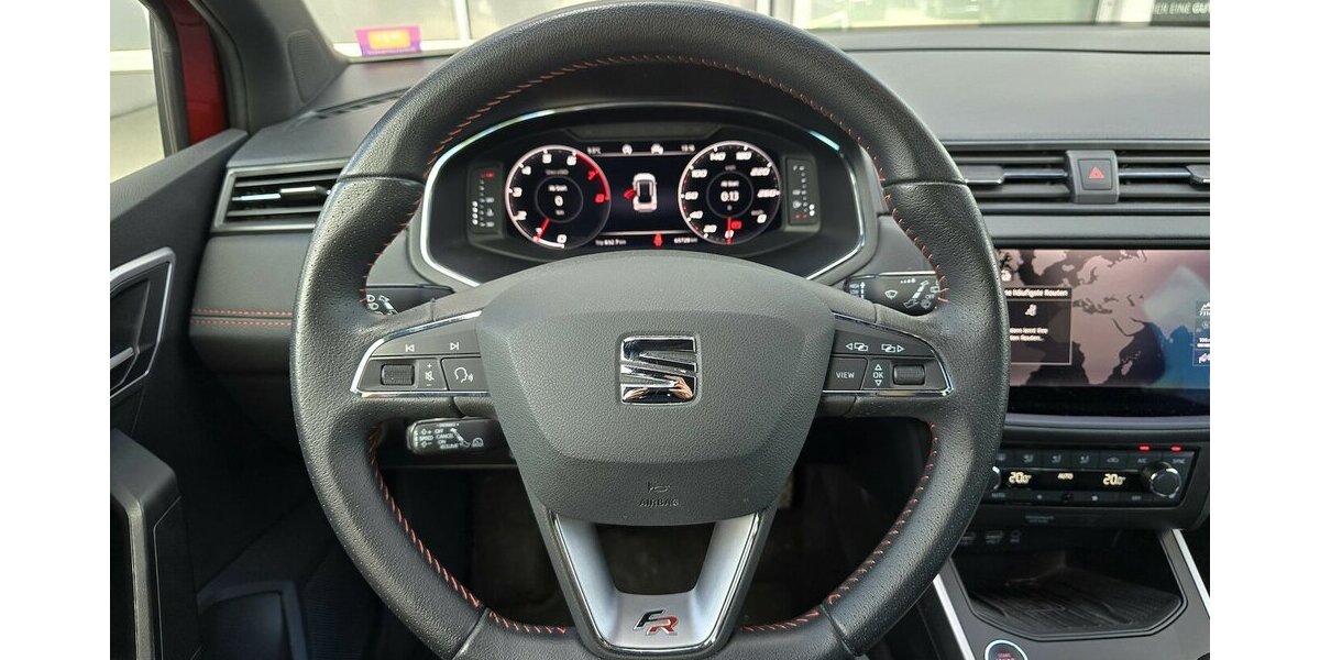 Seat Arona FR 1.5 TSI/LEDER/SOUND/LED/NAVI/DAB/1.HAND 65.729 km 17.800 &euro; Villingen-Schwenningen 78054