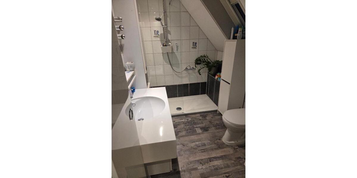 Heimeliges Einfamilienhaus mit Garage und viel Stauraum 4 zimmer