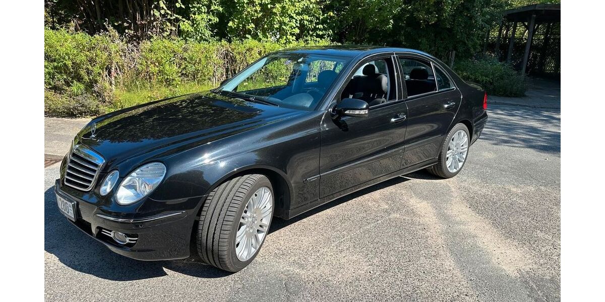Mercedes-Benz E 420 139.677 km 17.200 &euro; Mönkhagen 23619