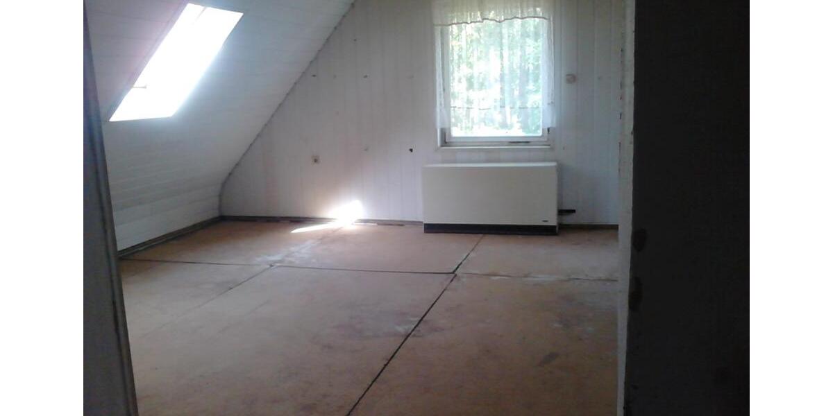 Einfamilienhaus Bad Liebenwerda - 7 Zimmer, 172 m&sup2;, 150.000&euro; | Angebot:26040330