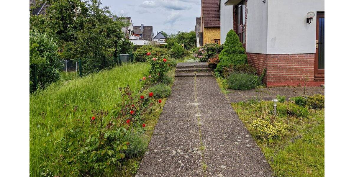 Mehrfamilienhaus, Wohnhaus Bremen Burg-Grambke - 6 Zimmer, 143 m&sup2;, 376.000&euro; | Angebot:26820353