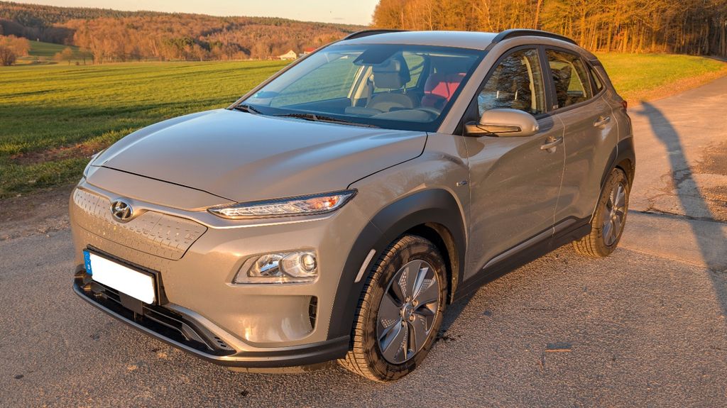 Hyundai KONA Elektro 45.000 km 16.900 &euro; Ebersburg 36157