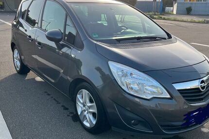Opel Meriva 124.000 km 4.600 &euro; Köngen 73257