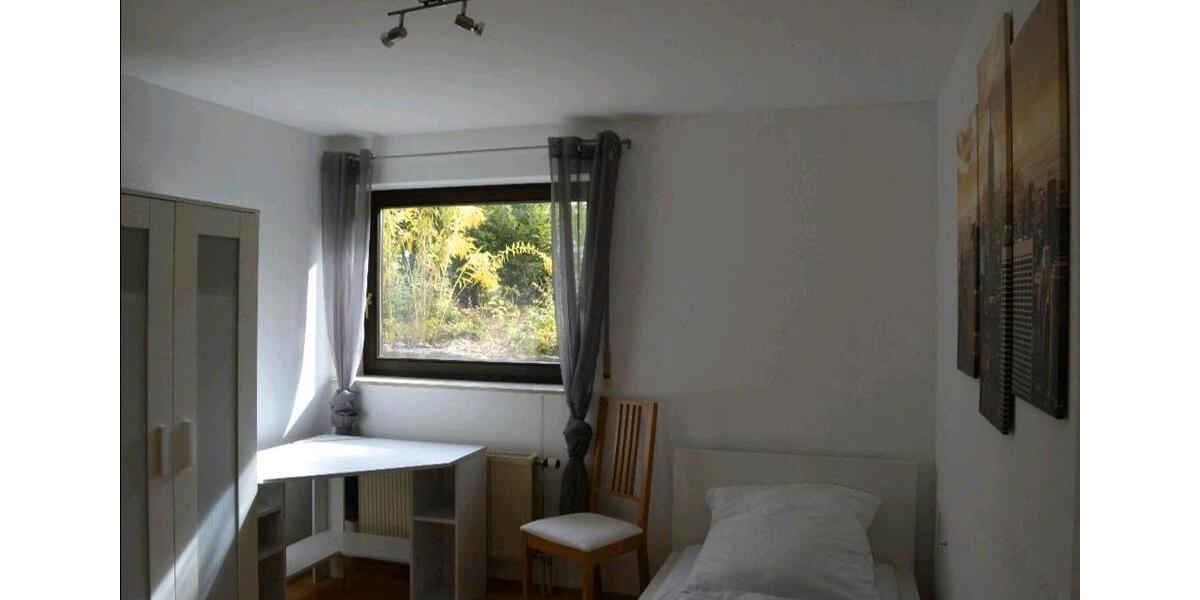 Etagenwohnung Würzburg Heuchelhof - 2 Zimmer, 60 m&sup2;, 400&euro; | Angebot:26408112