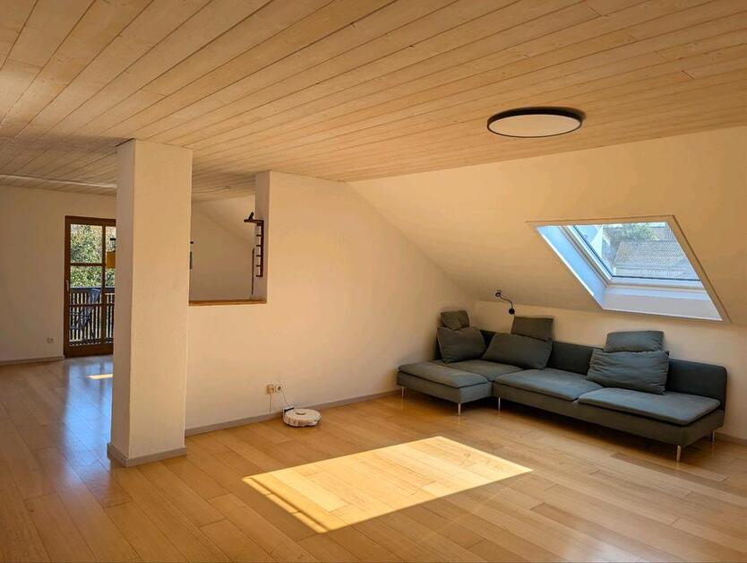 Wohnung 3 Zimmer 94m² mit Keller und Balkon