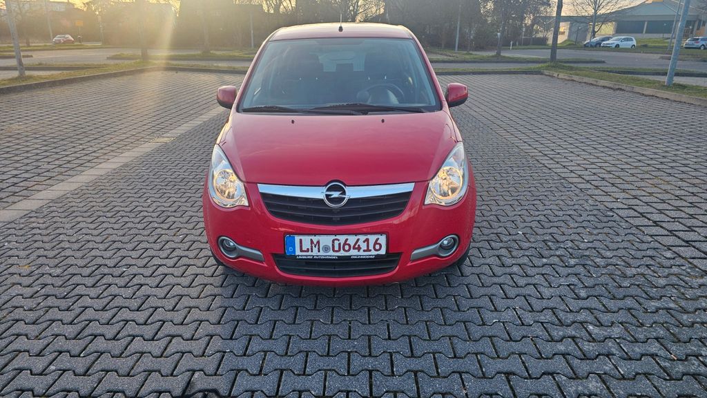 Opel Agila 81.000 km 4.799 &euro; Staffel 65556