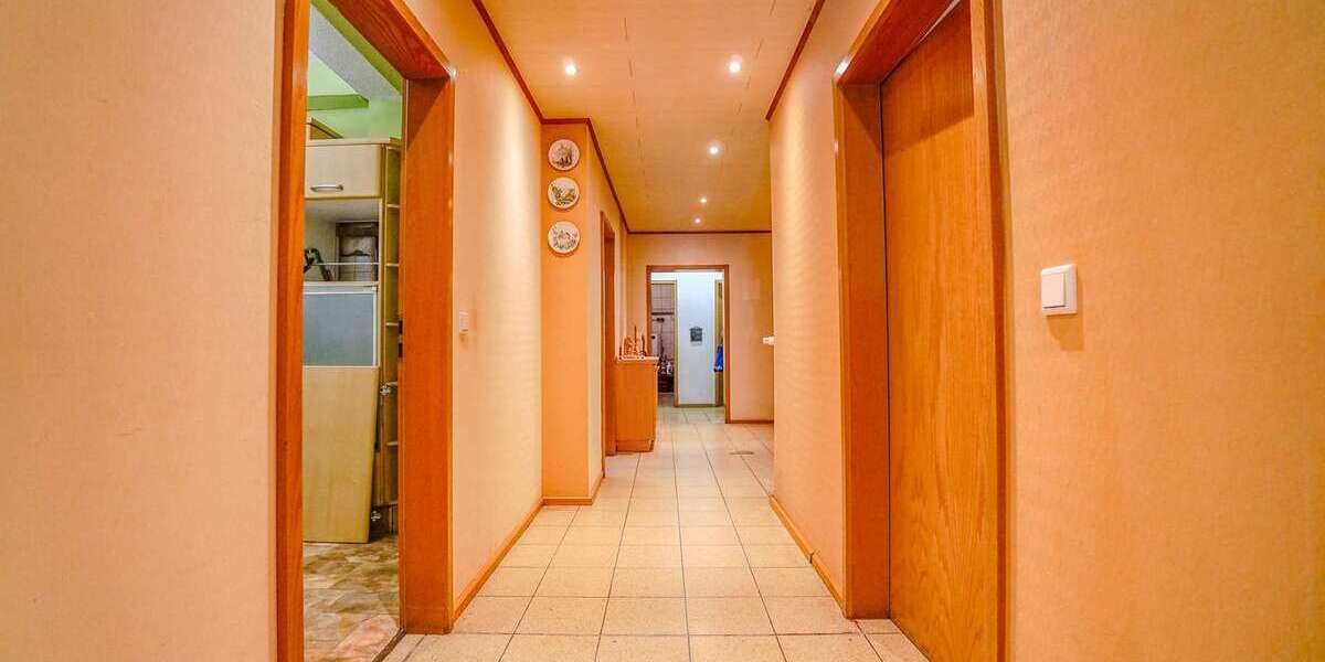 Wohn - und Gewerbeobjekt mit 5 Einheiten in Herborn OT - Mehrfamilienhaus, Wohnhaus Herborn | Angebot:26845135