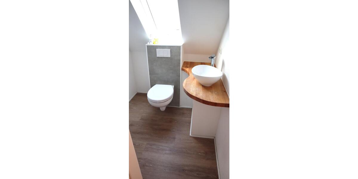 Einfamilienhaus Pfeffelbach - 8 Zimmer, 193 m&sup2;, 180.000&euro; | Angebot:27158183