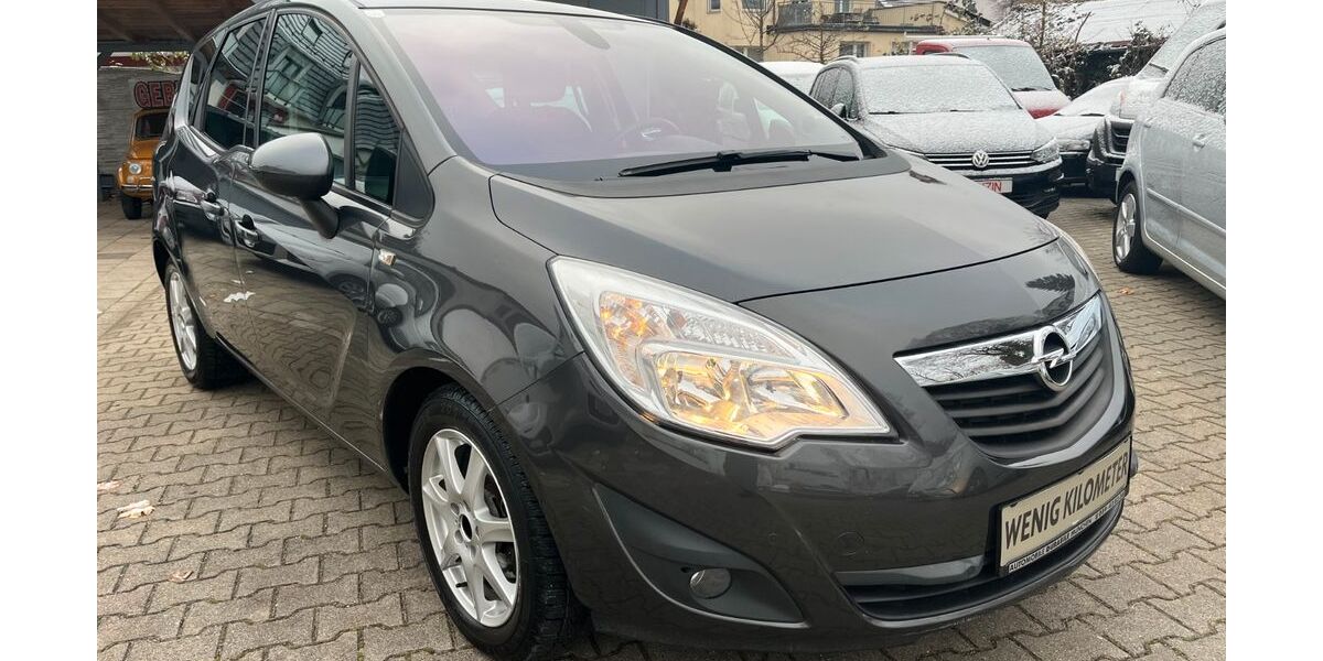 Opel Meriva 80.000 km 4.990 € München 81825