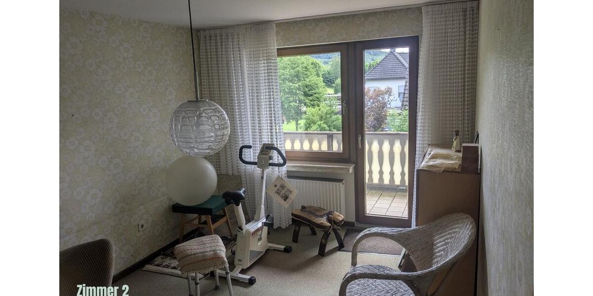Einfamilienhaus Netphen - 2 Zimmer, 180 m&sup2;, 240.000&euro; | Angebot:26822015