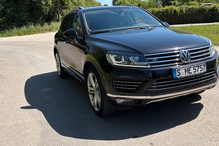 VW Touareg 153.114 km 15.995 &euro; stuttgart 70597