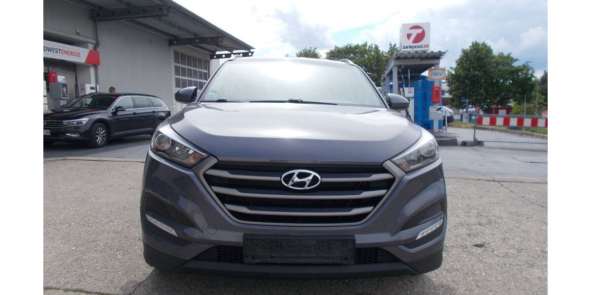 Hyundai TUCSON 174.200 km 8.799 &euro; Aalen 73431