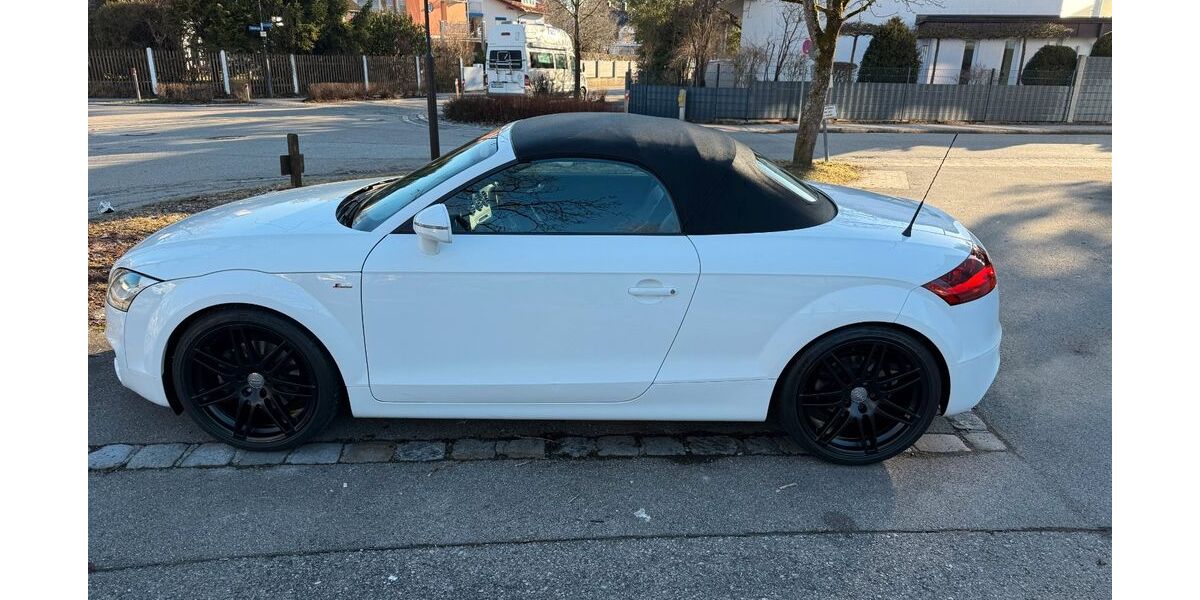 Audi TT 123.000 km 10.250 &euro; Riemerling 85521