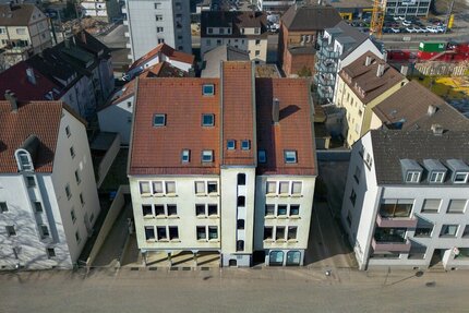 Physiotherapie-Praxis - im Erdgeschoss - mitten in Ulm - inkl. 3 Parkplätze