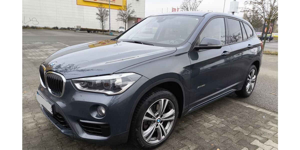 BMW X1 108.500 km 19.100 &euro; Berlin 12527