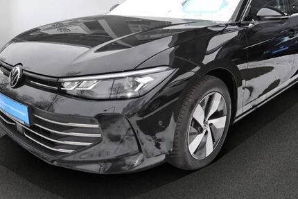 VW Passat Variant 38.350 km 29.880 &euro; Lübeck 23560