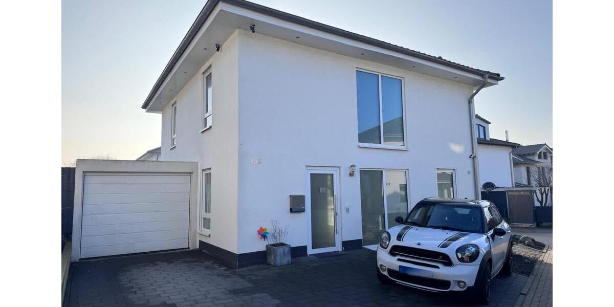 Einfamilienhaus Castrop-Rauxel Deinighausen - 4 Zimmer, 135 m&sup2;, 1.755&euro; | Angebot:24806023