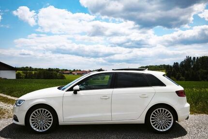 Audi A3 119.000 km 12.699 € Tiefenbach 94113