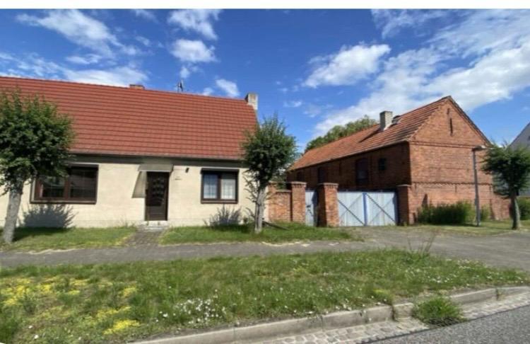 Doppelhaushälfte Neustadt (Dosse) - 4.5 Zimmer, 122 m&sup2;, 100.000&euro; | Angebot:26412274