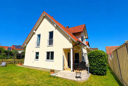 Haus Neutraubling - 5 Zimmer, 125 m&sup2;, 489.000&euro; | Angebot:26798749