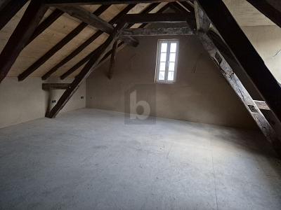 WOHNEN MIT GESCHICHTE - STILVOLL SANIERT - Maisonettenwohnung Remagen | Angebot:27439934