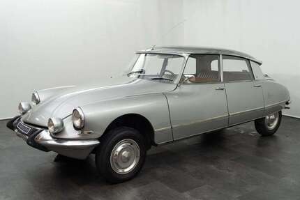 Citroen DS 6.000 km 49.000 &euro; Grolsheim 55459