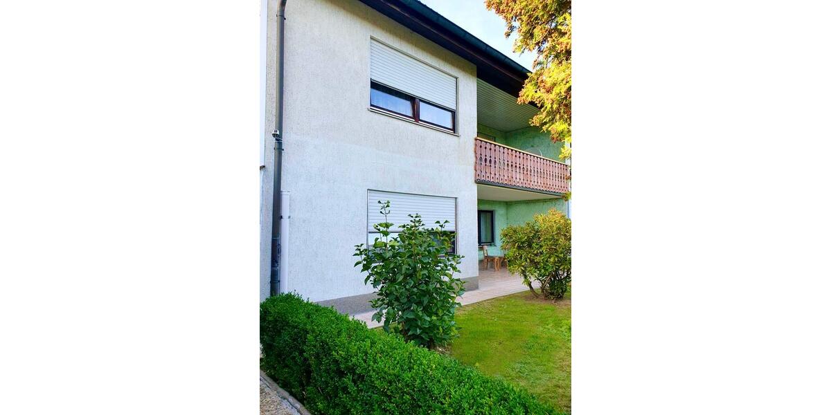 Doppelhaushälfte Marktredwitz - 7 Zimmer, 147 m&sup2;, 245.000&euro; | Angebot:26038917