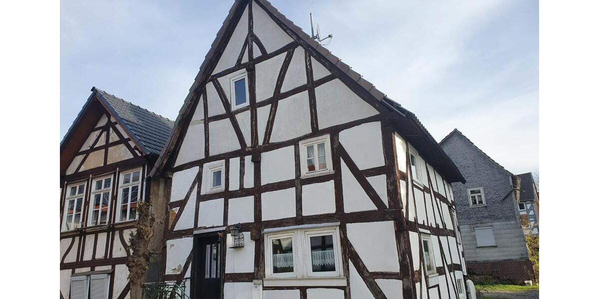 Einfamilienhaus, Ferienhaus, mit Parkplatz vor der Tür 4 zimmer