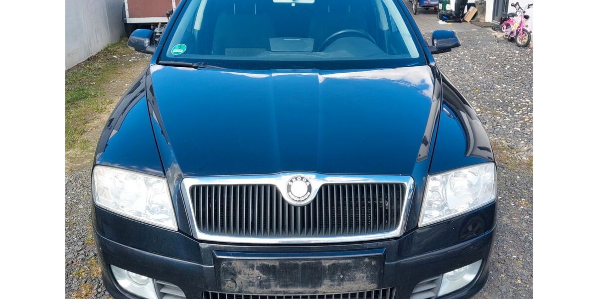 Skoda Octavia 371.200 km 950 &euro; Asbach 53567