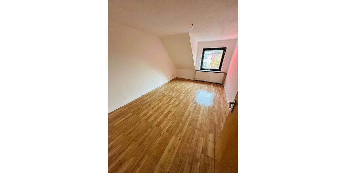 Etagenwohnung Oberhausen Alstaden - 3 Zimmer, 60 m&sup2;, 390&euro; | Angebot:26660201