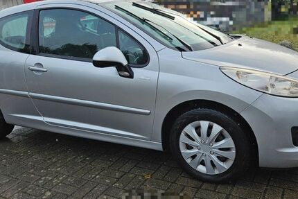 Peugeot 207 218.500 km 1.650 &euro; Delmenhorst 27755