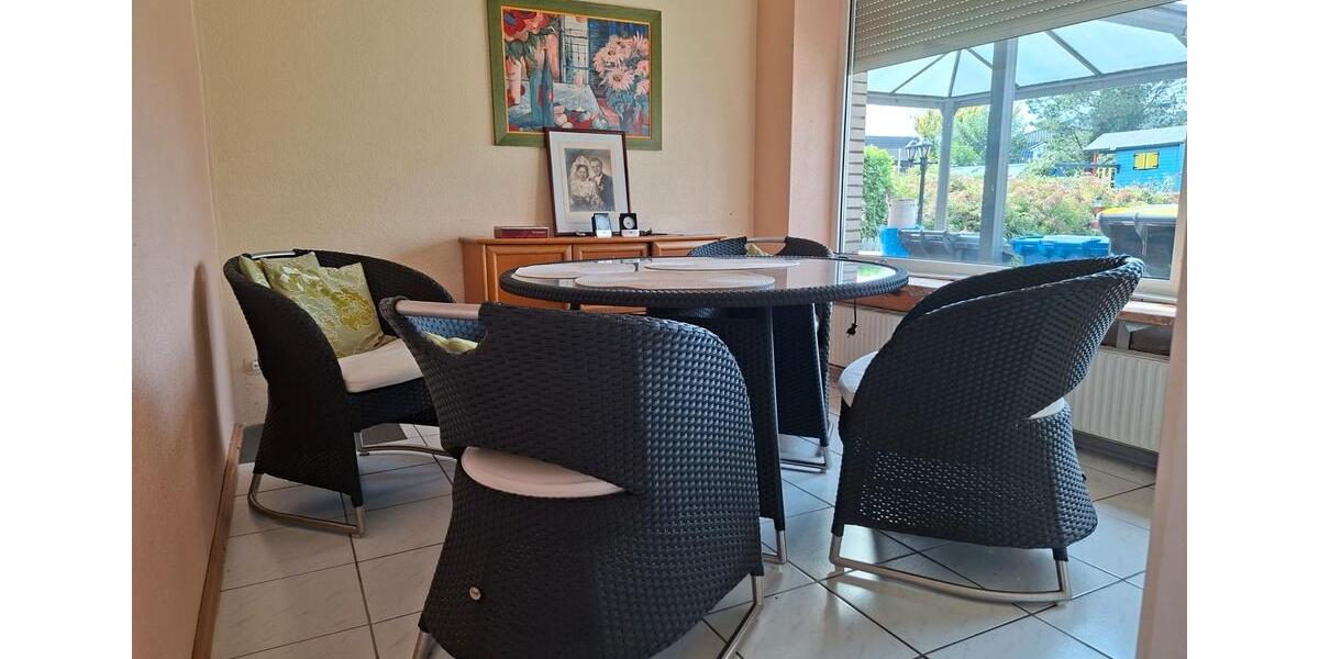 Einfamilienhaus Bremerhaven Schiffdorferdamm - 4 Zimmer, 120 m&sup2;, 190.000&euro; | Angebot:27111446