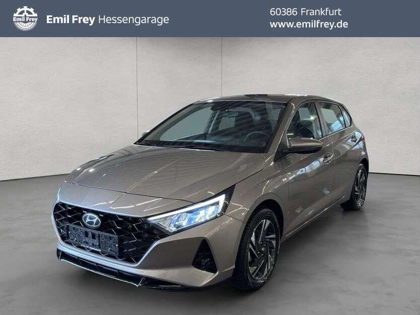 i20