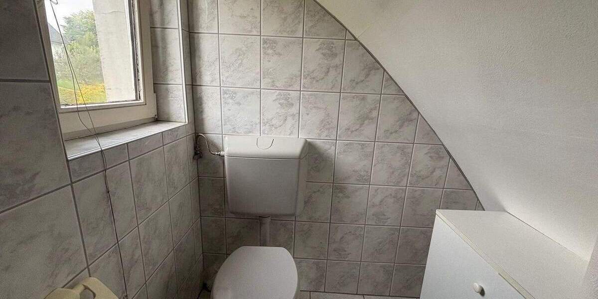 Etagenwohnung Wiehl Börnhausen - 4 Zimmer, 155 m&sup2;, 259.000&euro; | Angebot:25770381