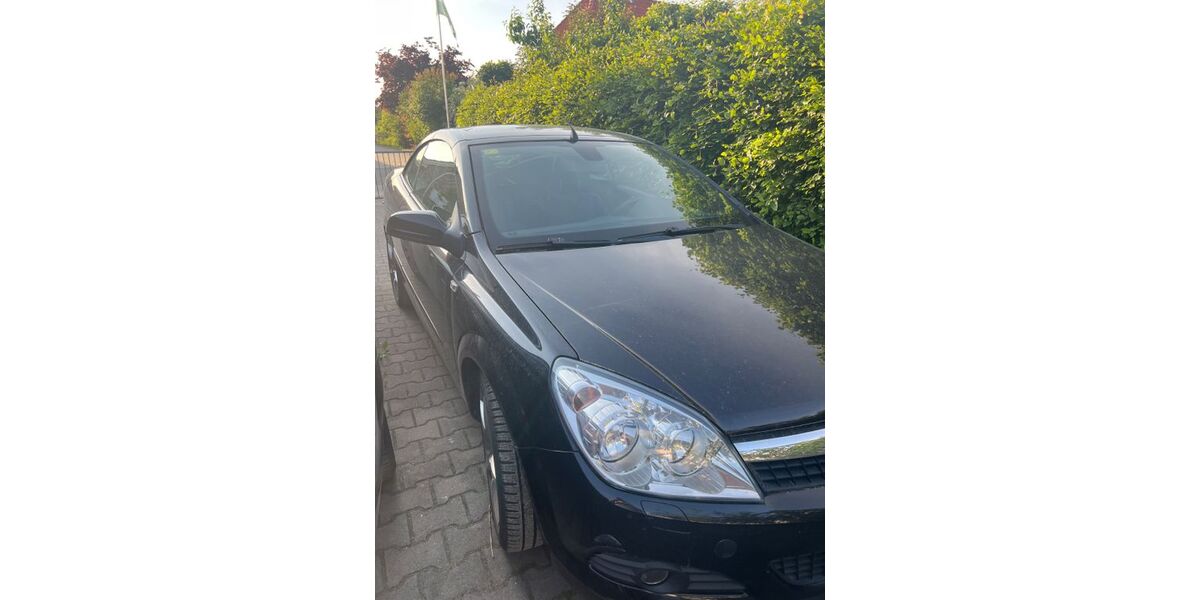 Opel Astra 143.000 km 2.888 &euro; Hollenbek 23883
