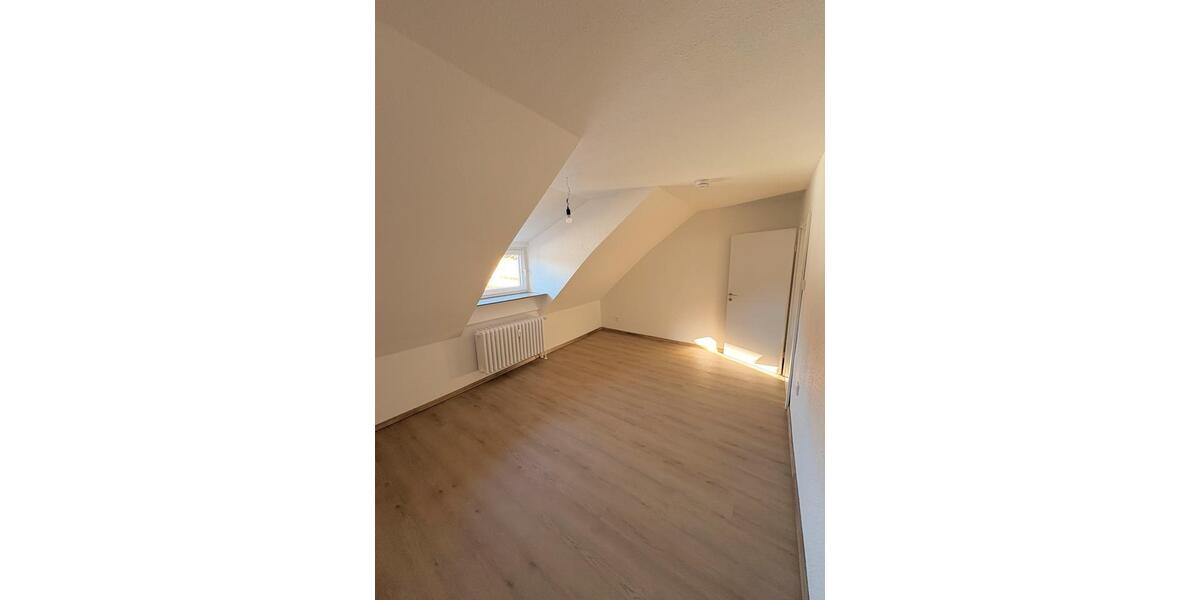Dachgeschoßwohnung Rotenburg an der Fulda - 2 Zimmer, 55 m&sup2;, 460&euro; | Angebot:26278176