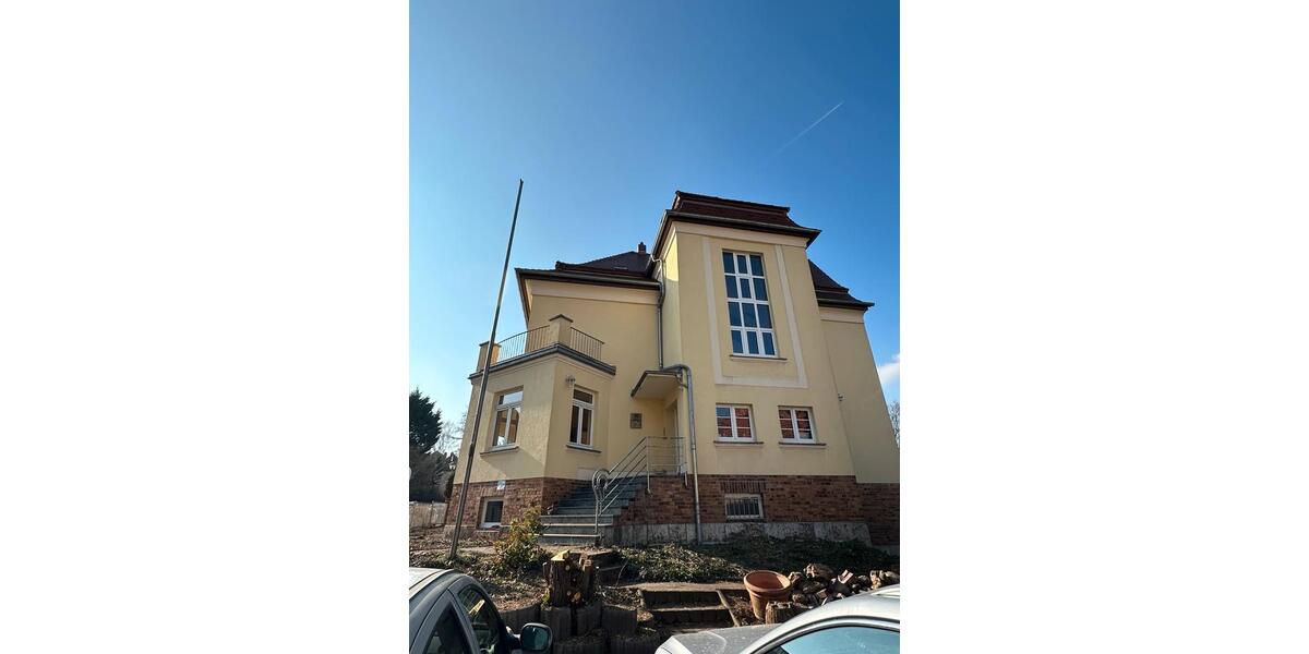 Etagenwohnung Am Ettersberg - 8 Zimmer, 250 m&sup2;, 4.500&euro; | Angebot:24873686