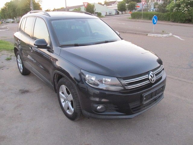 VW Tiguan 195.000 km 7.450 &euro; Künzelsau - Gaisbach 74653