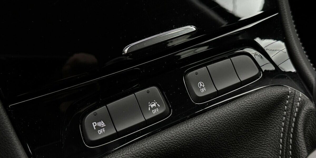 Opel Grandland GS Line 1.2 Turbo 130 LED Carplay Navi 8.700 km 19.840 &euro; Lich 35423