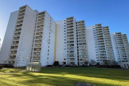 Wohnung Nürnberg Langwasser - 3 Zimmer, 80 m&sup2;, 830&euro; | Angebot:26435707