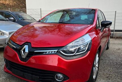 Renault Clio 136.000 km 5.800 &euro; Essen 45144
